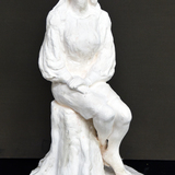 人物彫刻　陶彫：井上 真奈恵　作　制作時高校３年