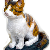 松本　美音　作　「うちの猫」　陶彫　制作時高校２年