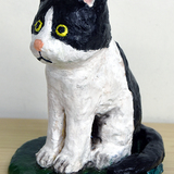 島仲 宏明　作　うちの猫　陶彫　制作時中学２年生